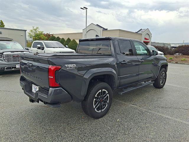 Used 2025 Toyota Tacoma TRD Sport AWD/4WD image 25