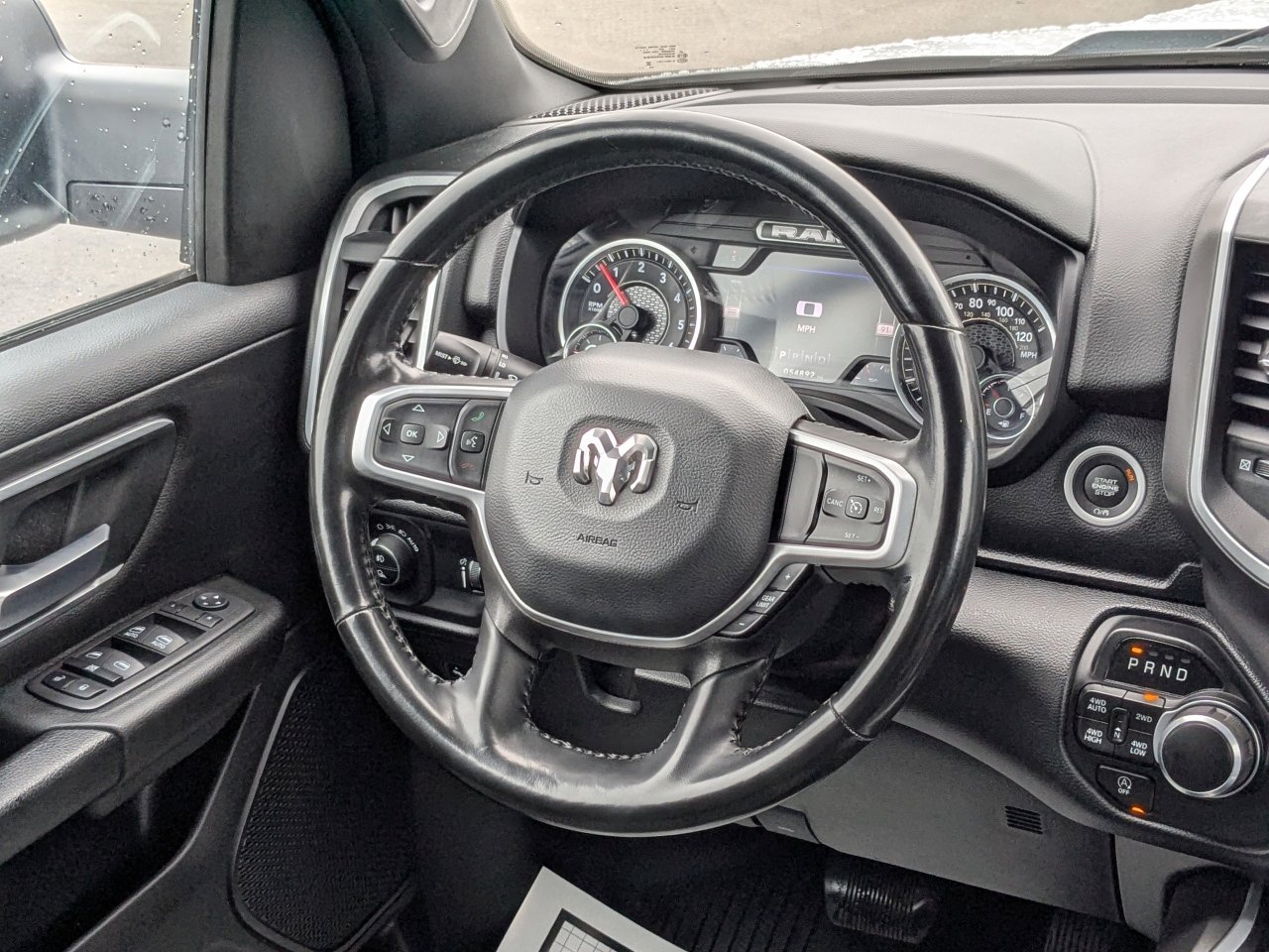 Used 2022 RAM 1500 Big Horn w/ Night Edition AWD/4WD image 17