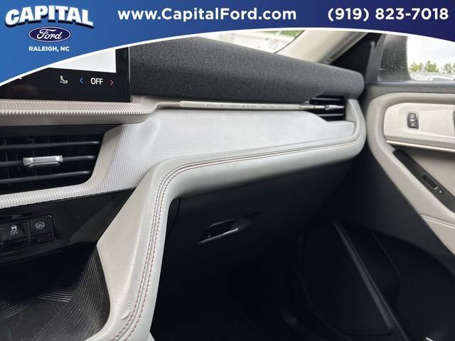 Certified 2025 Ford Explorer Active w/ Active Comfort Package RWD image 26