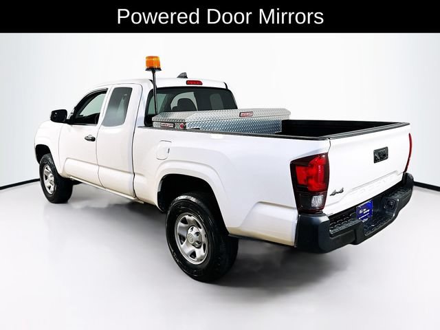 Used 2022 Toyota Tacoma SR AWD/4WD image 4
