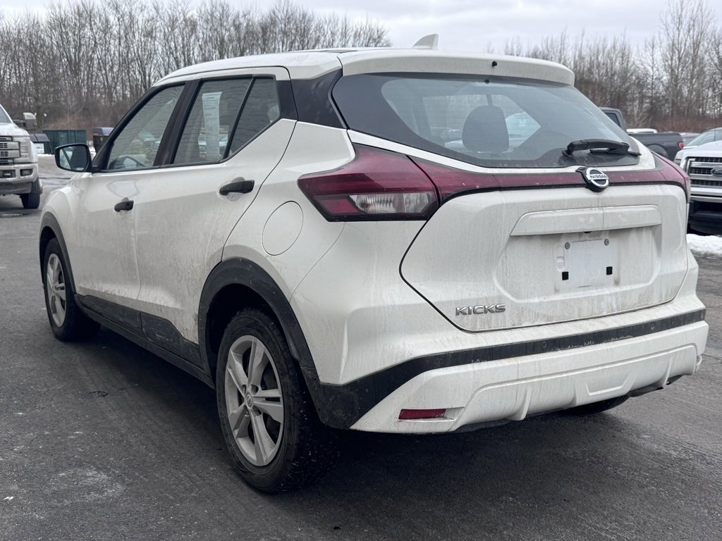 Used 2021 Nissan Kicks S image 5