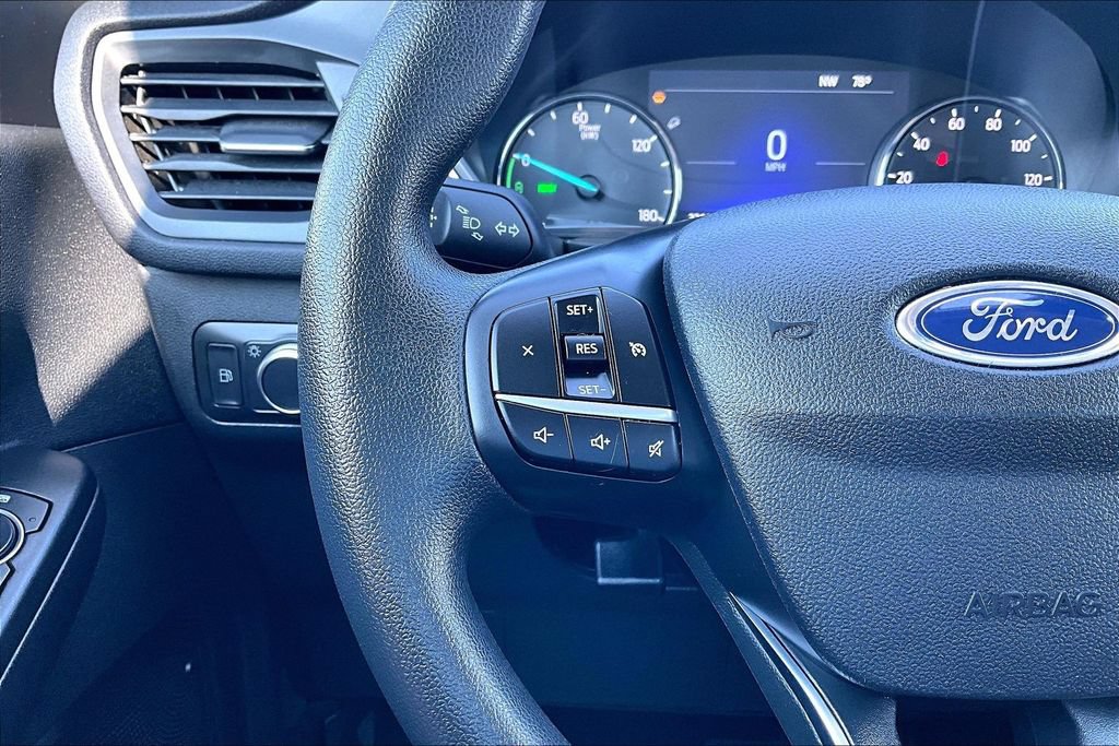 Certified 2022 Ford Escape SE FWD image 18