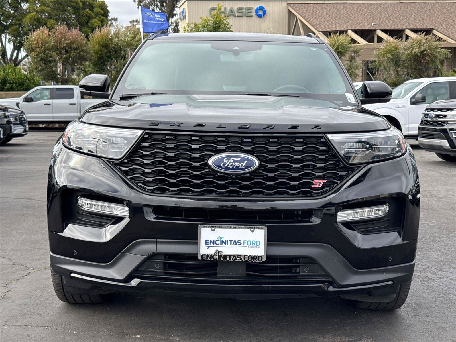 Certified 2023 Ford Explorer ST w/ Equipment Group 401A AWD/4WD image 5