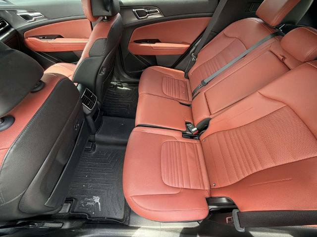 Used 2025 Kia Sportage SX AWD/4WD image 24
