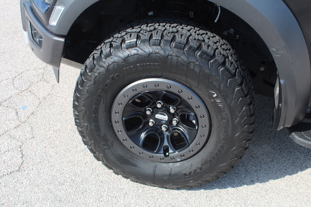 Certified 2021 Ford F150 Raptor w/ Equipment Group 801A High AWD/4WD image 9