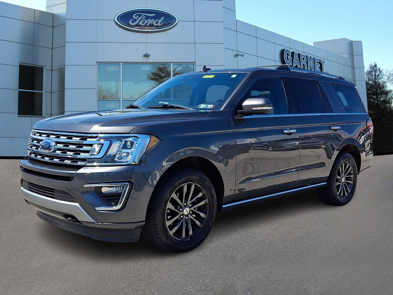 Certified 2019 Ford Expedition Limited w/ Equipment Group 301A AWD/4WD image 4