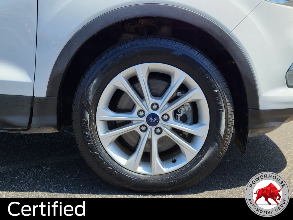 Certified 2017 Ford Escape SE w/ Equipment Group 201A image 12
