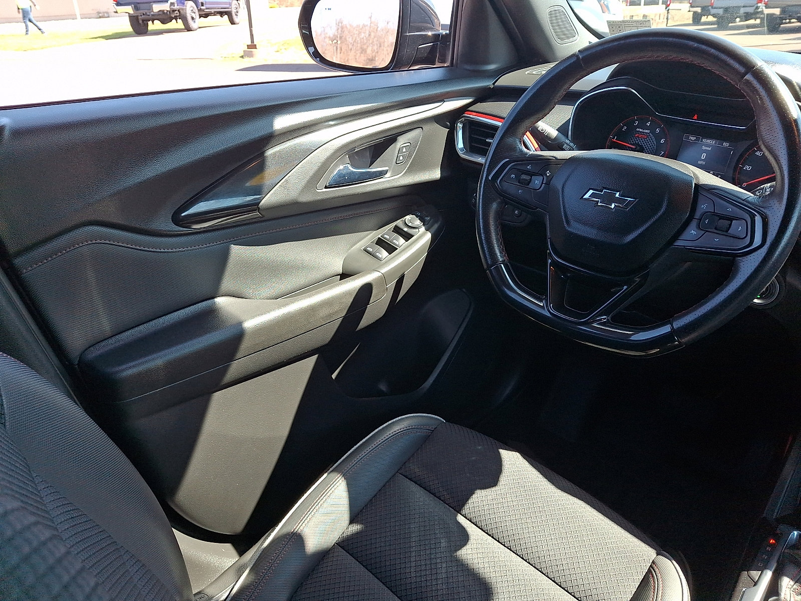 Used 2021 Chevrolet TrailBlazer RS w/ Convenience Package image 14