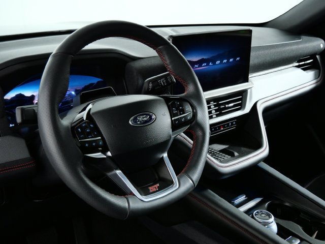 Certified 2025 Ford Explorer ST AWD/4WD image 20