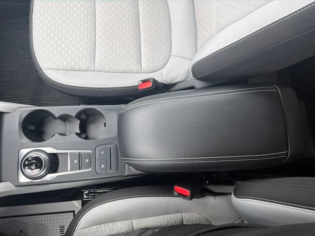 Certified 2024 Ford Escape Active AWD/4WD image 30