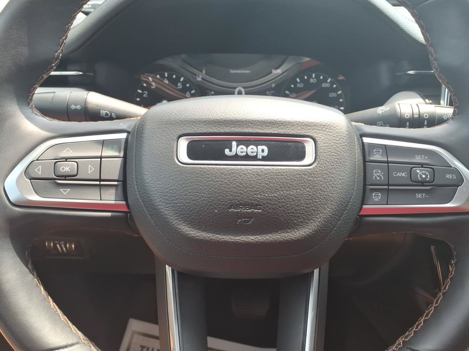 Used 2022 Jeep Compass Limited AWD/4WD image 15