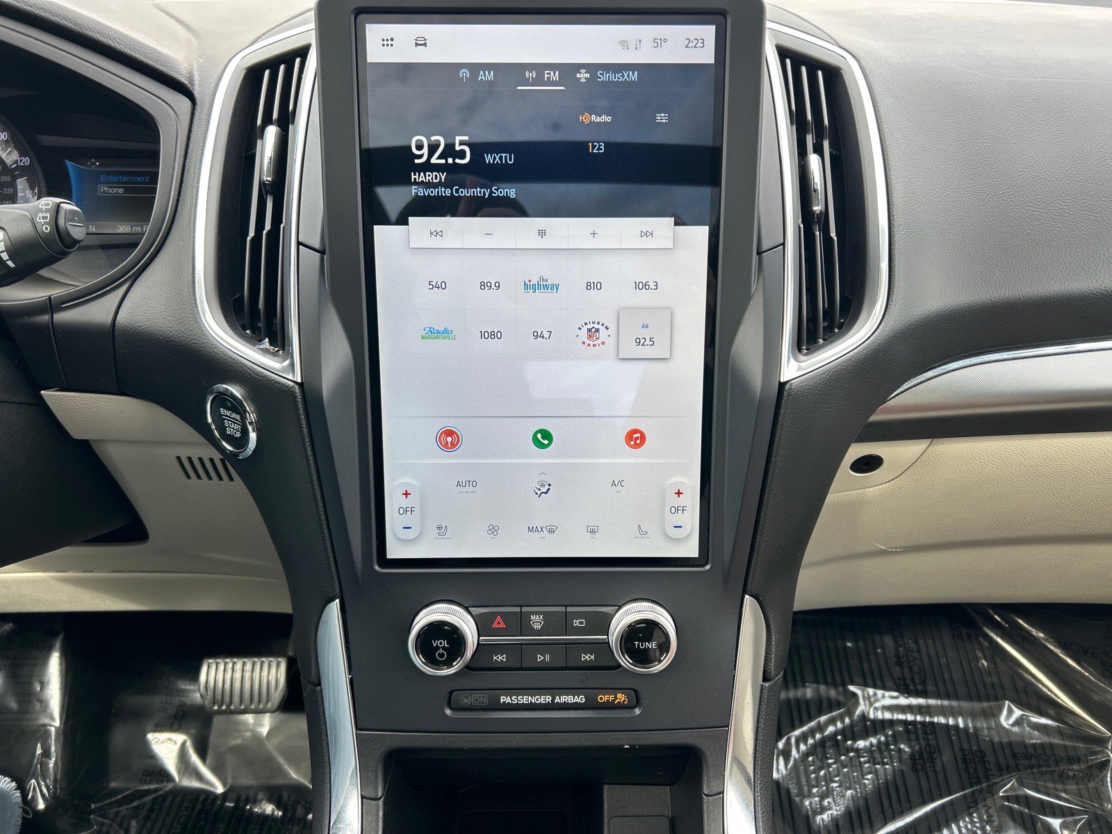 Certified 2022 Ford Edge Titanium image 27