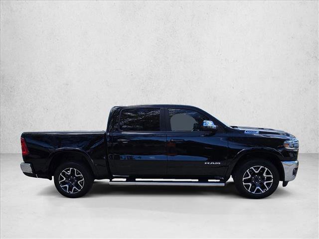 Used 2025 RAM 1500 Laramie AWD/4WD image 4
