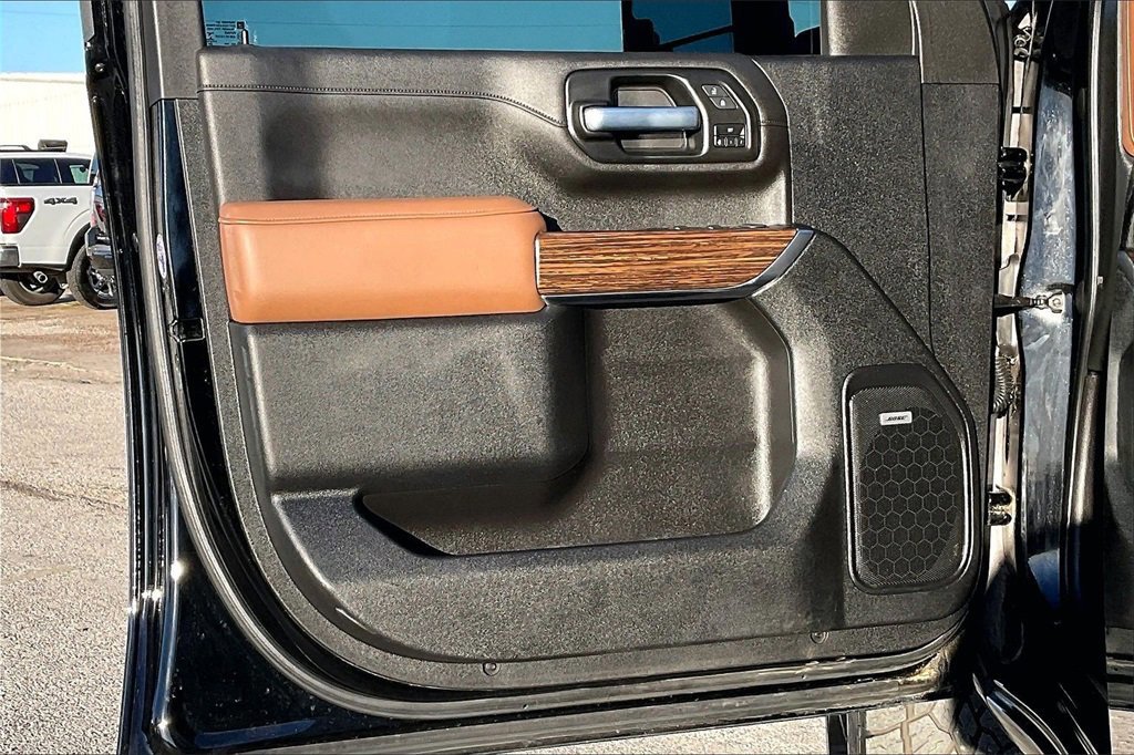 Used 2021 Chevrolet Silverado 2500 High Country w/ Z71 Off-Road Package image 17