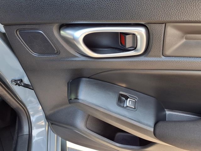 Used 2025 Honda Civic Sport image 25