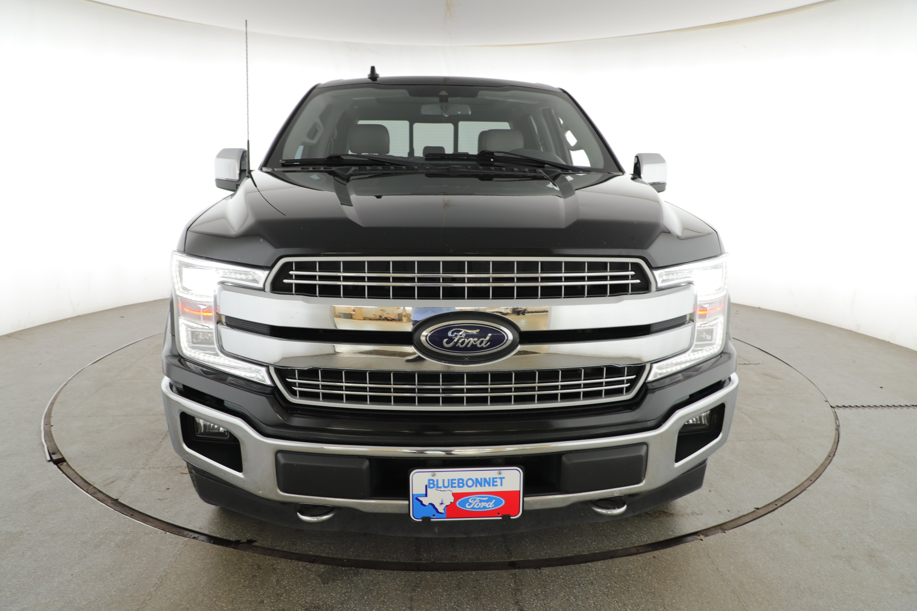 Certified 2020 Ford F150 Lariat w/ Equipment Group 502A Luxury AWD/4WD image 2