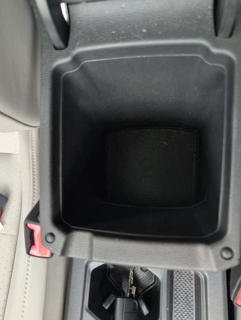 Used 2020 Volkswagen Tiguan SE w/ Panoramic Sunroof Package image 47