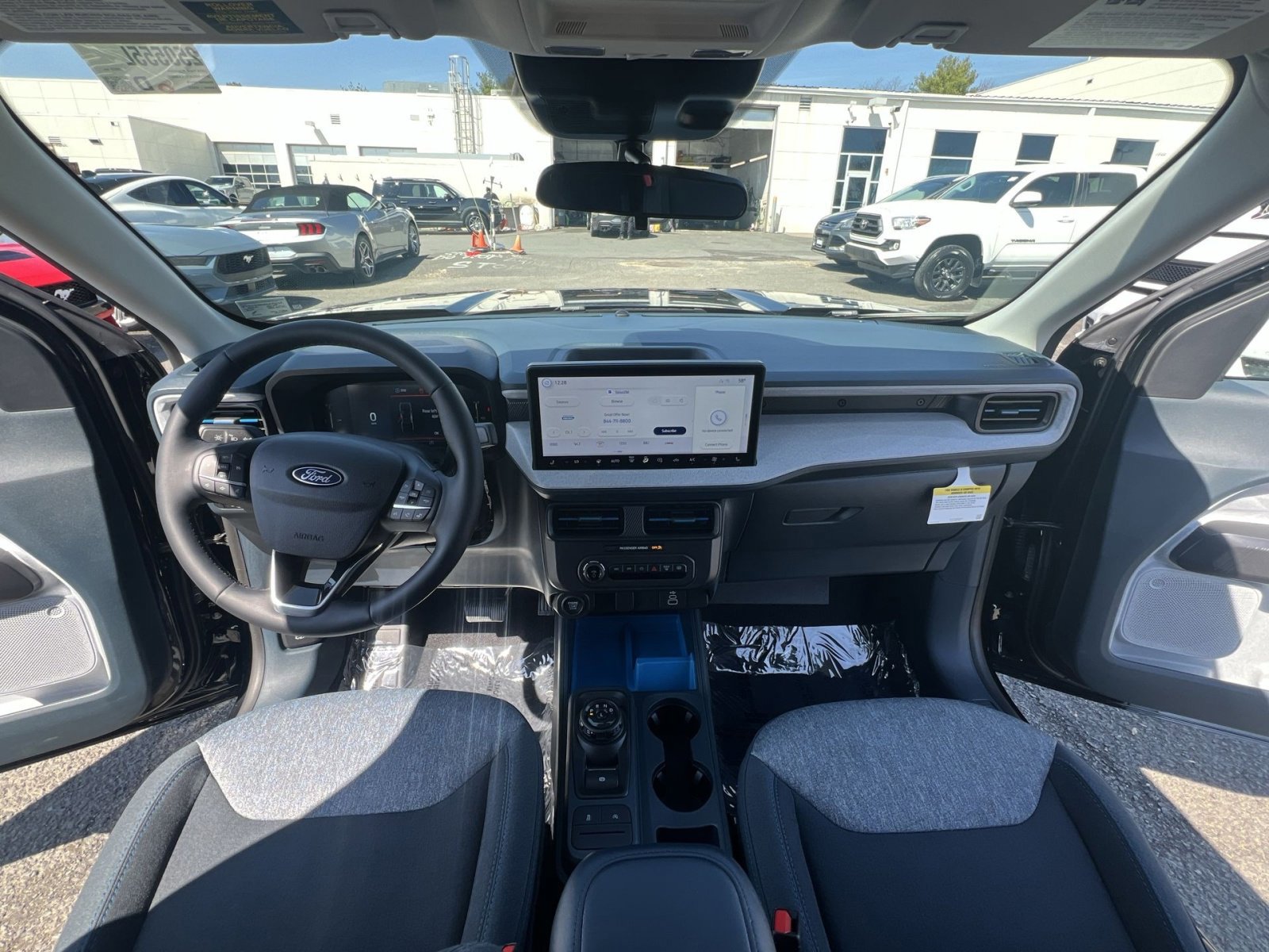 Certified 2025 Ford Maverick XLT w/ XLT Luxury Package image 23