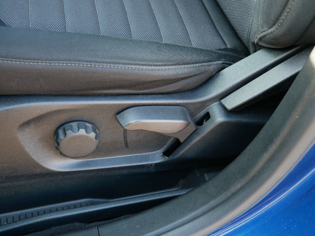 Certified 2022 Ford Edge SE w/ Black Appearance Package image 15