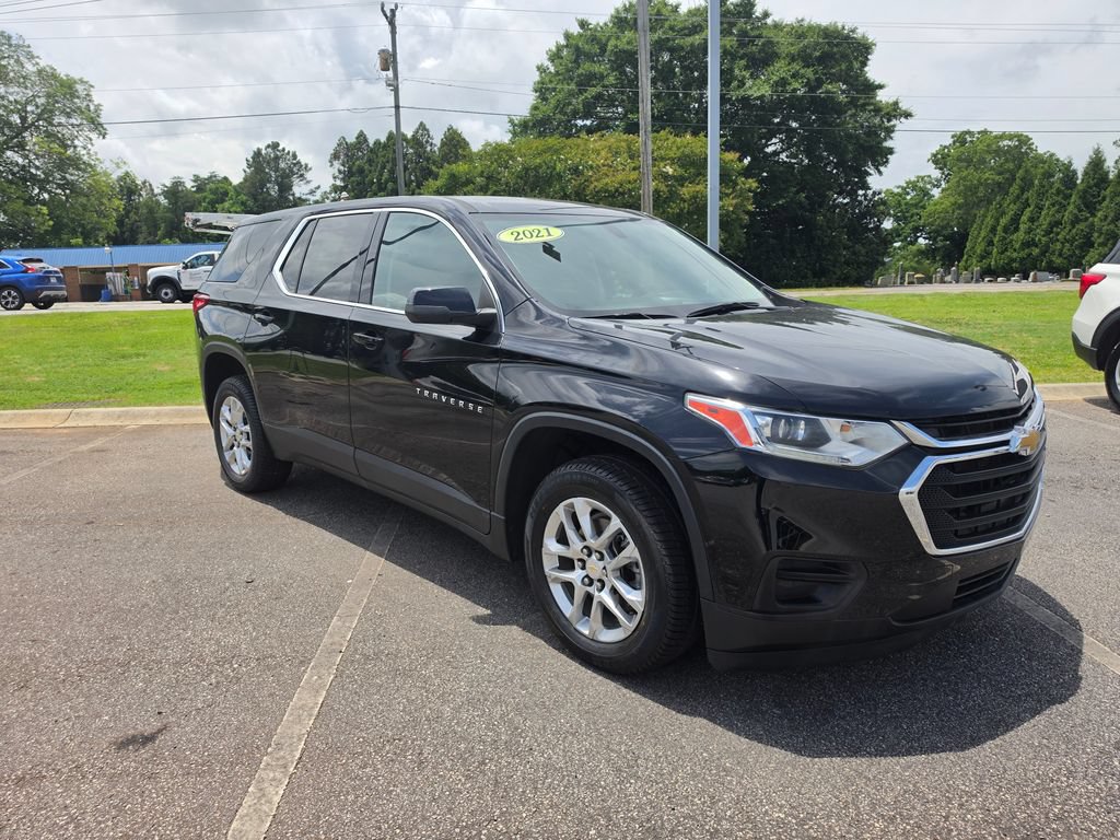 Used 2021 Chevrolet Traverse LS FWD image 7