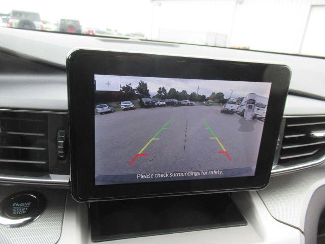 Certified 2022 Ford Explorer XLT w/ Equipment Group 202A AWD/4WD image 27