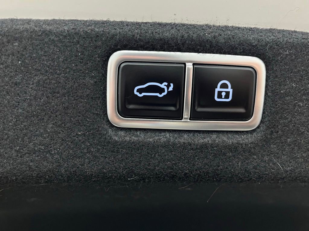 Used 2024 Hyundai Sonata Limited image 16