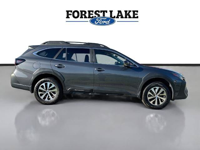 Used 2024 Subaru Outback Premium AWD/4WD image 8