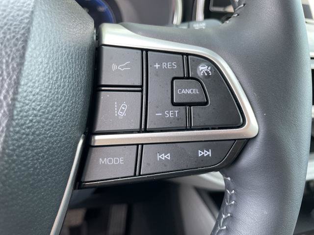Used 2025 Toyota Highlander Platinum AWD/4WD image 16
