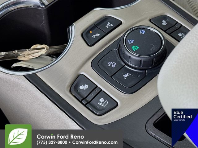 Used 2022 GMC Terrain Denali w/ Denali Premium Package image 23