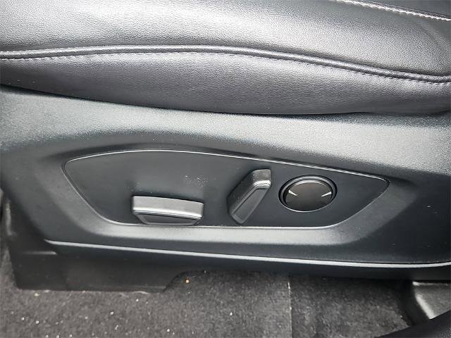 Certified 2022 Ford Explorer XLT w/ Equipment Group 202A image 19