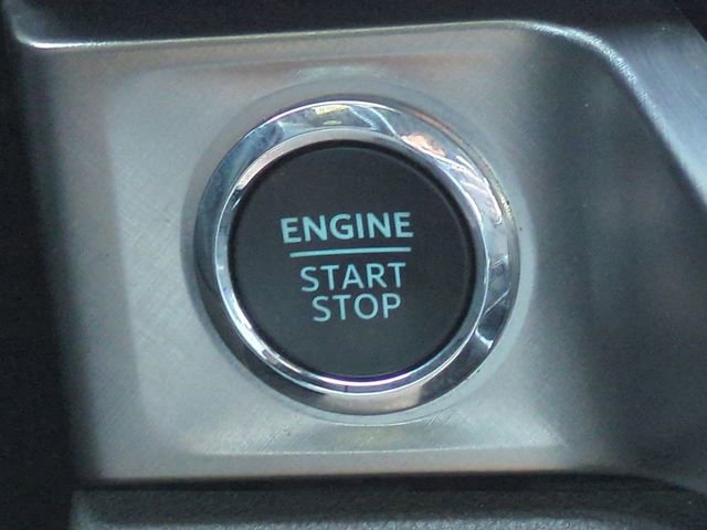Certified 2023 Ford F350 King Ranch AWD/4WD image 29
