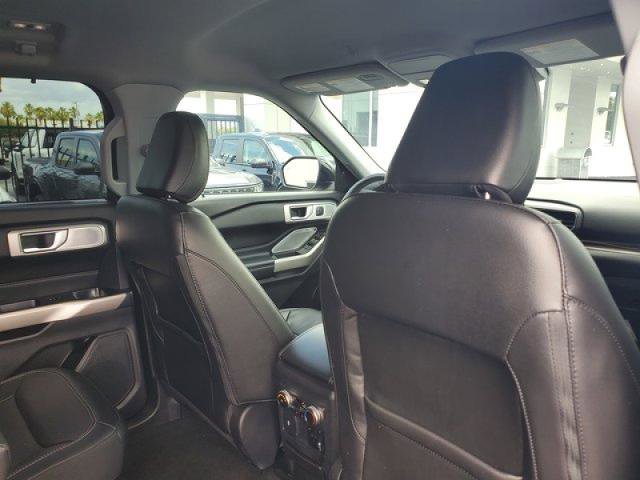 Certified 2023 Ford Explorer Limited w/ Limited Technology Package RWD image 31