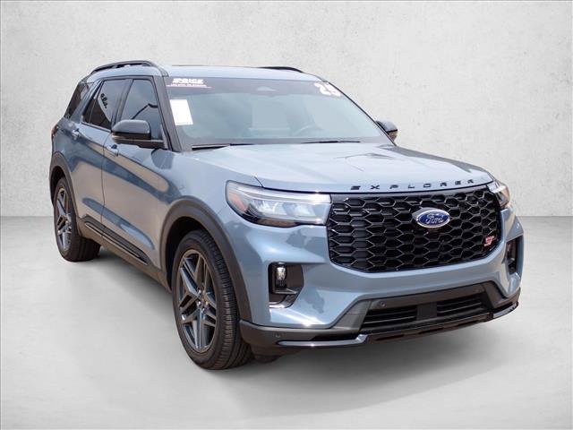 Certified 2025 Ford Explorer ST w/ Sun And Sound Package AWD/4WD image 6