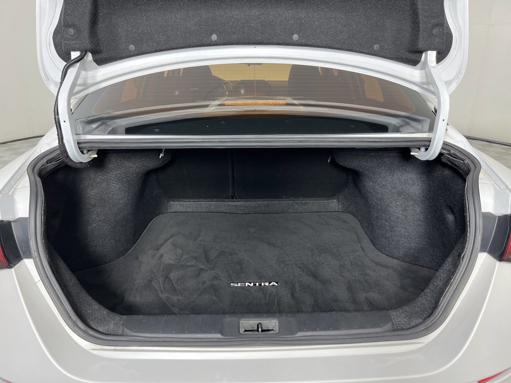 Used 2020 Nissan Sentra SR image 25