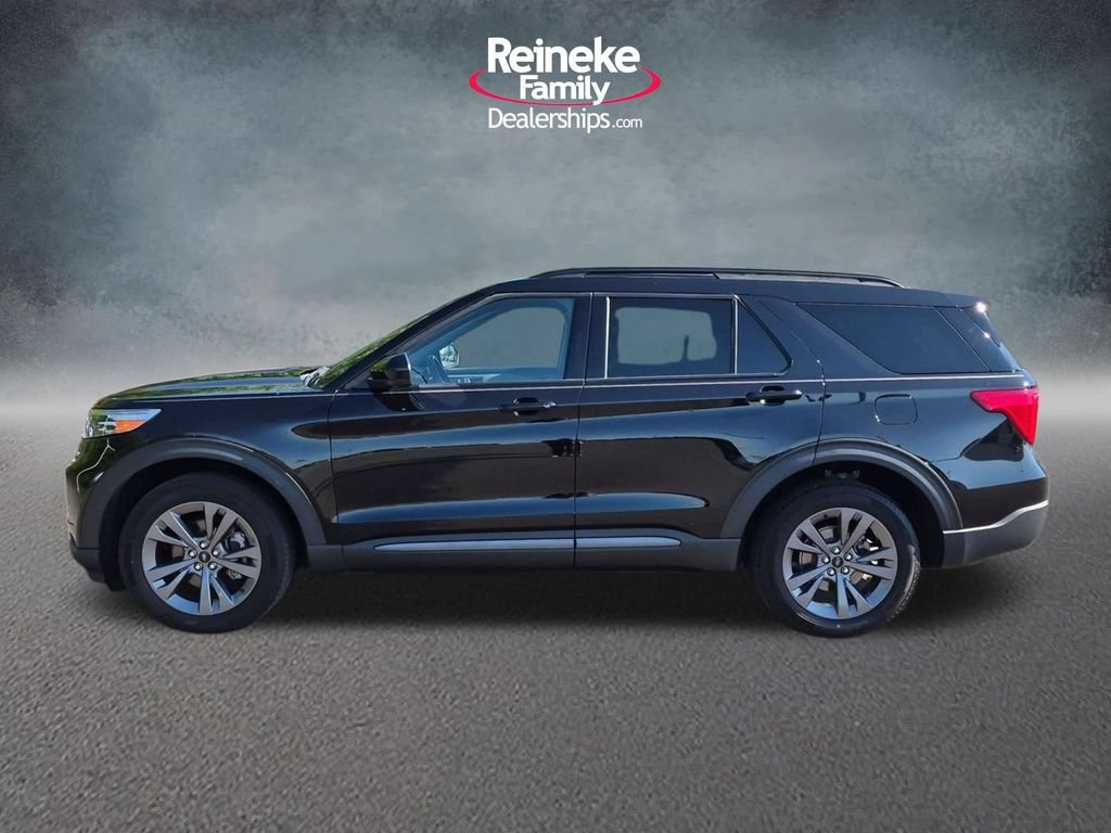 Certified 2023 Ford Explorer XLT w/ Equipment Group 202A AWD/4WD image 9