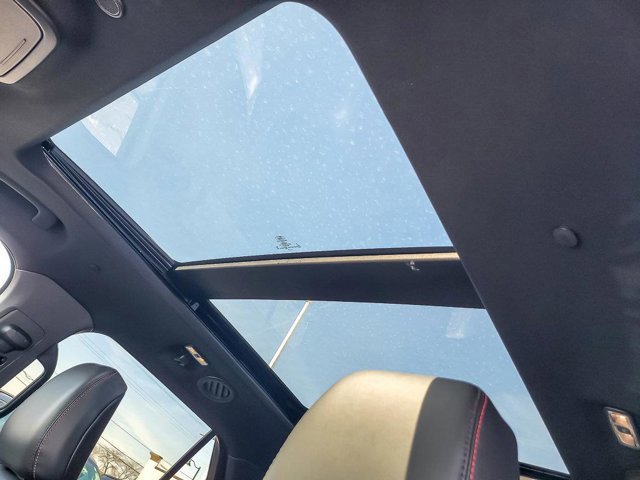 Certified 2025 Ford Explorer ST-Line w/ Premium Package AWD/4WD image 14