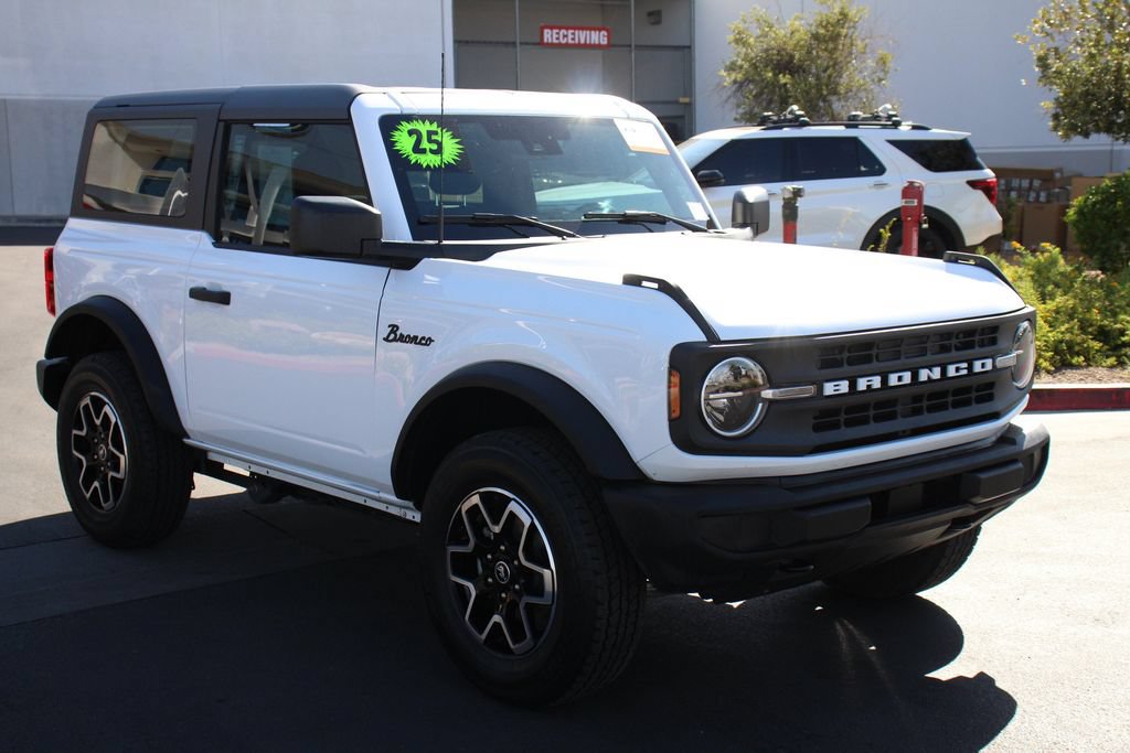 Certified 2025 Ford Bronco 2-Door AWD/4WD image 11