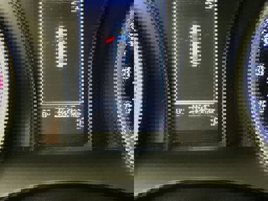 Used 2022 Toyota Camry LE image 19