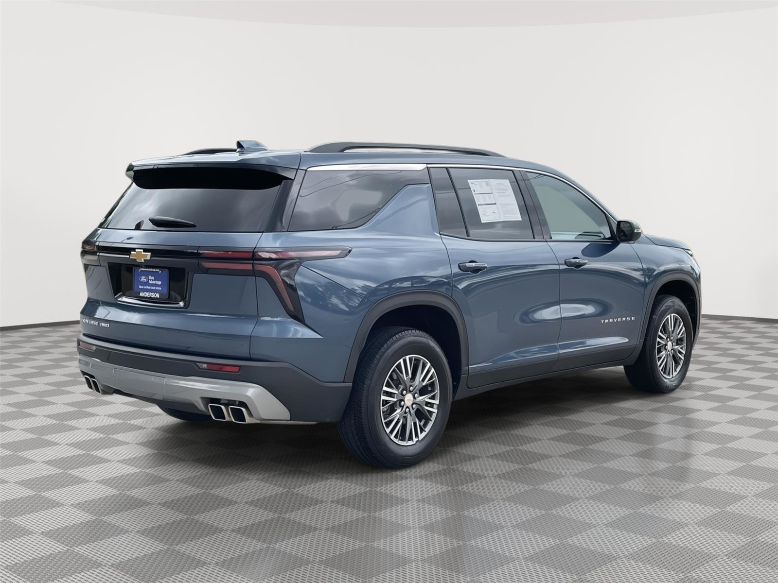 Used 2025 Chevrolet Traverse LT AWD/4WD image 7