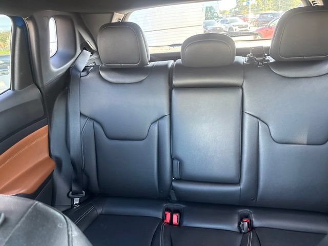 Used 2025 Jeep Compass Limited AWD/4WD image 27