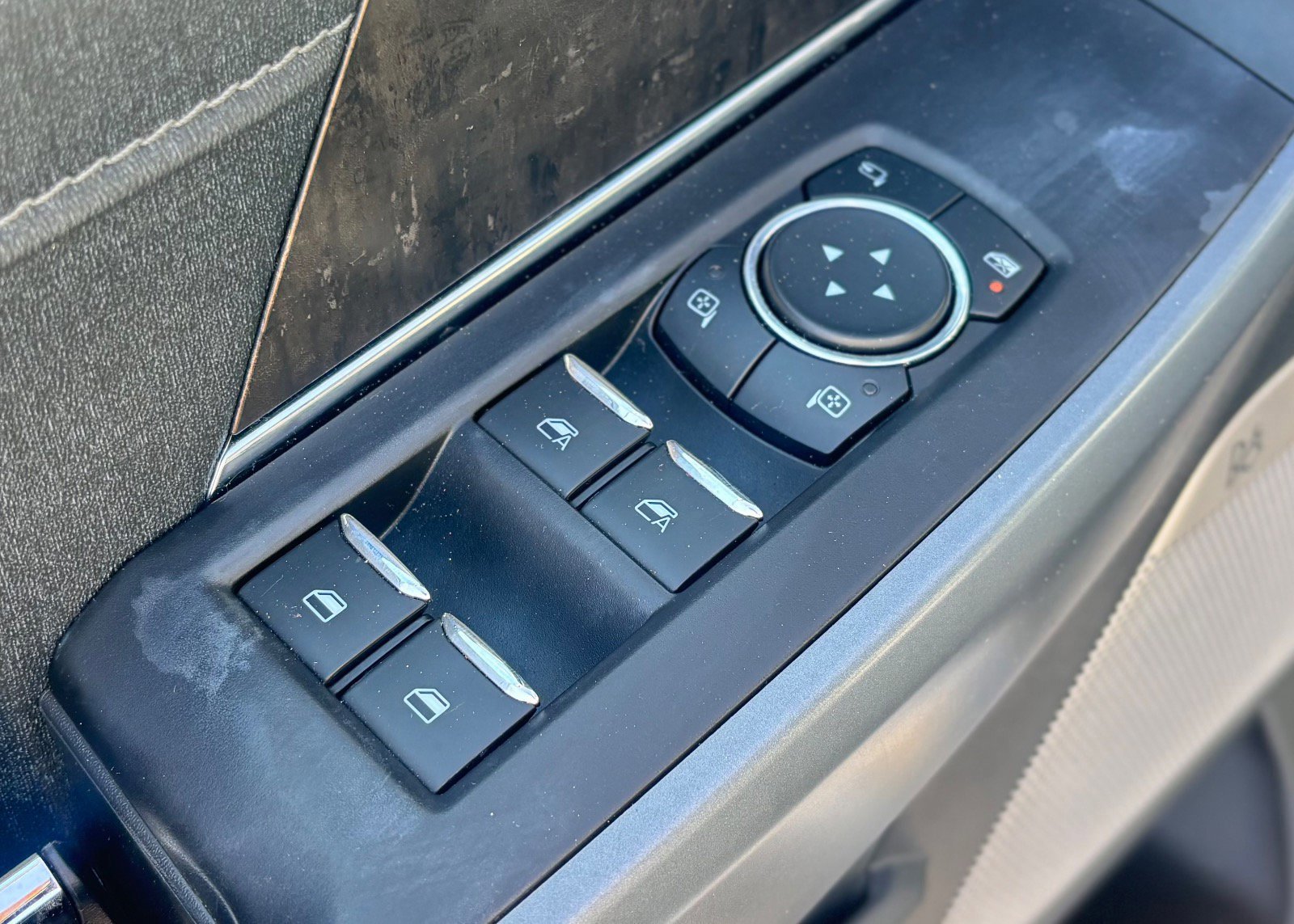 Certified 2022 Ford F150 Lariat w/ Equipment Group 502A High image 30