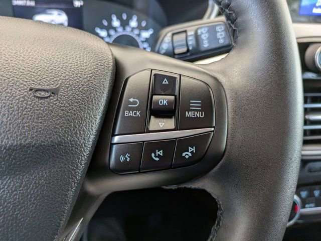 Certified 2022 Ford Escape SE w/ SE Sport Appearance Package image 23