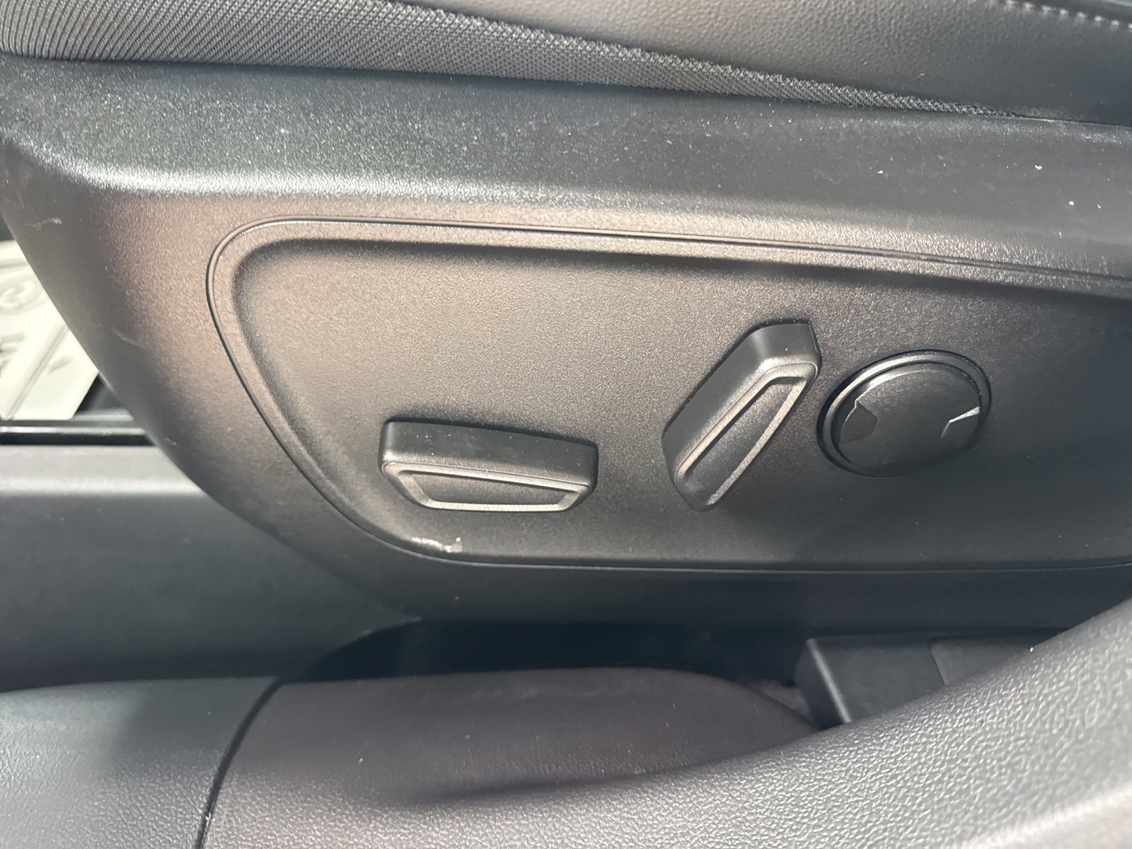 Certified 2023 Ford Escape ST-Line w/ Tech Pack #1 image 25