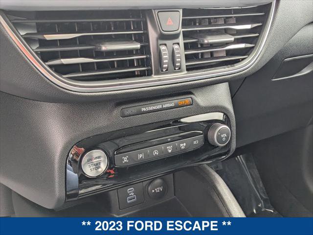 Certified 2023 Ford Escape Platinum w/ Premium Technology Package AWD/4WD image 17