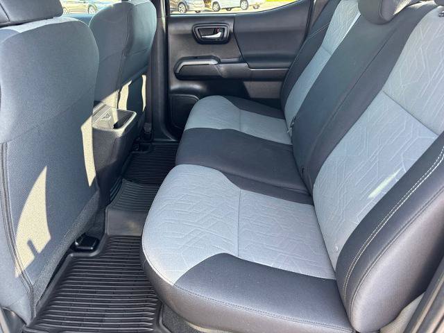 Used 2023 Toyota Tacoma TRD Off-Road AWD/4WD image 18