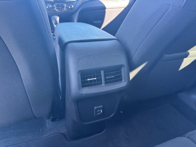 Used 2023 Chevrolet Equinox LT w/ Driver Convenience Package image 26