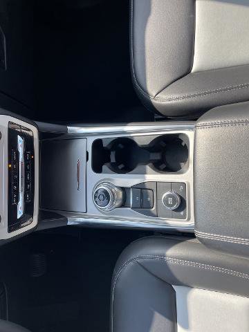 Certified 2022 Ford Explorer XLT w/ Equipment Group 202A image 16