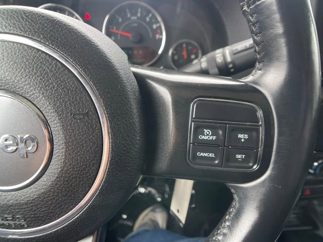 Used 2017 Jeep Wrangler Unlimited Sahara AWD/4WD image 20