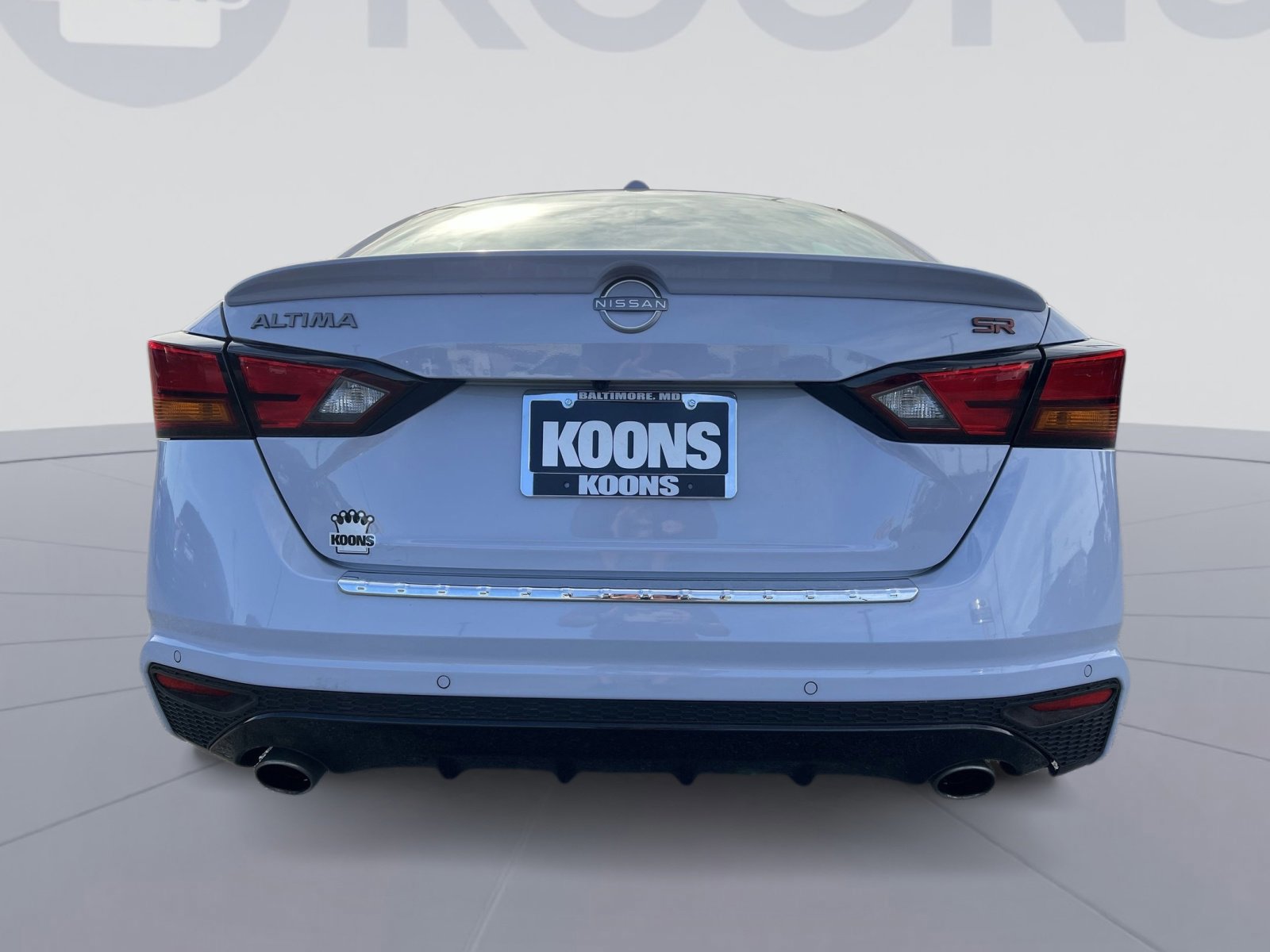 Used 2023 Nissan Altima 2.5 SR w/ SR Premium Package image 7