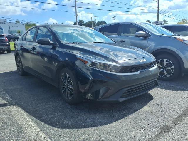 Used 2024 Kia Forte LXS w/ LXS Technology Package FWD image 4